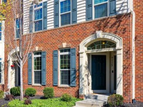 42227 PIEBALD SQUARE, ALDIE, VA 20105