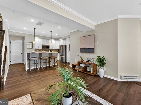 42227 PIEBALD SQUARE, ALDIE, VA 20105