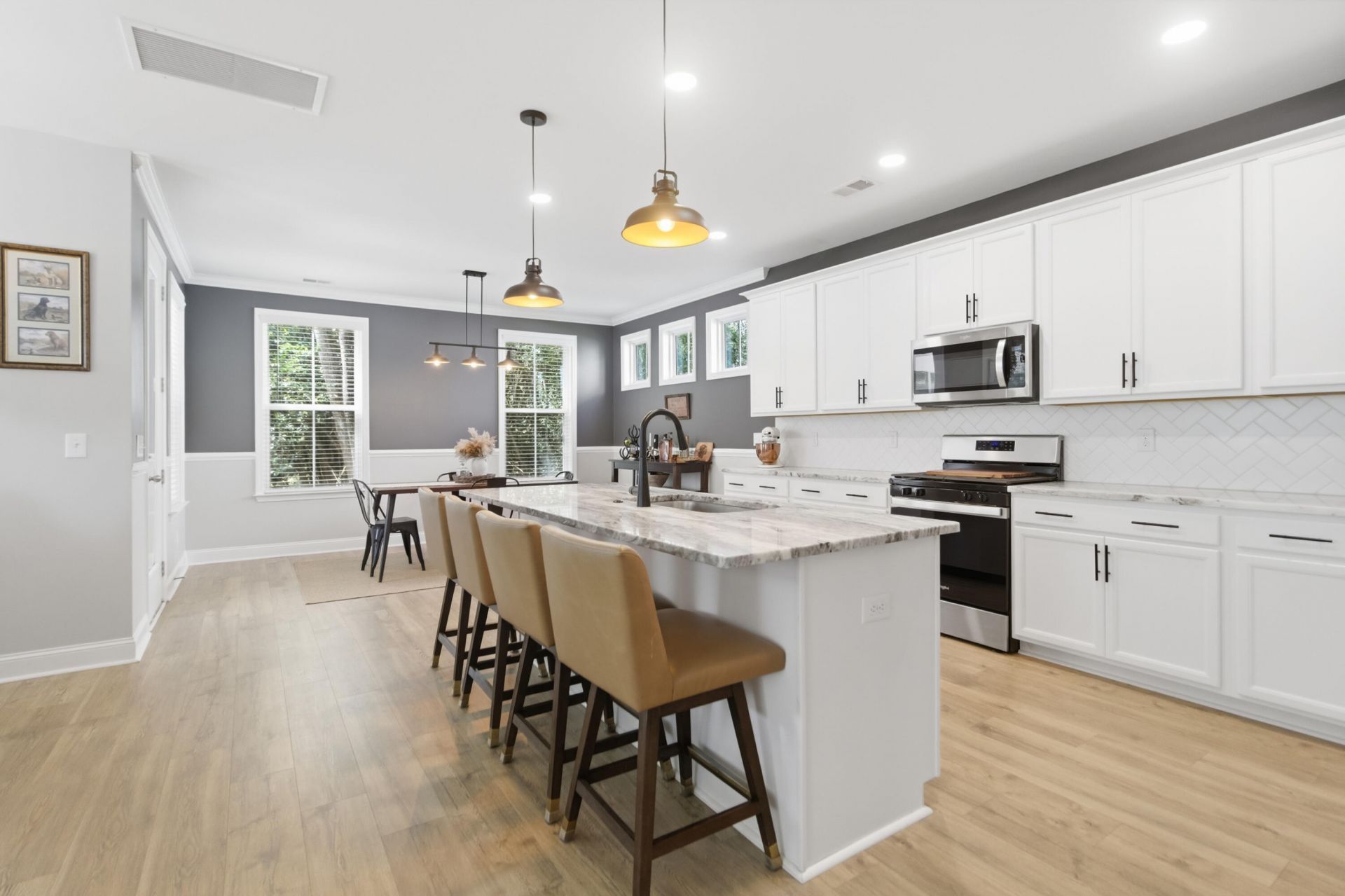 107 Abbey Terrace Road Photo 11