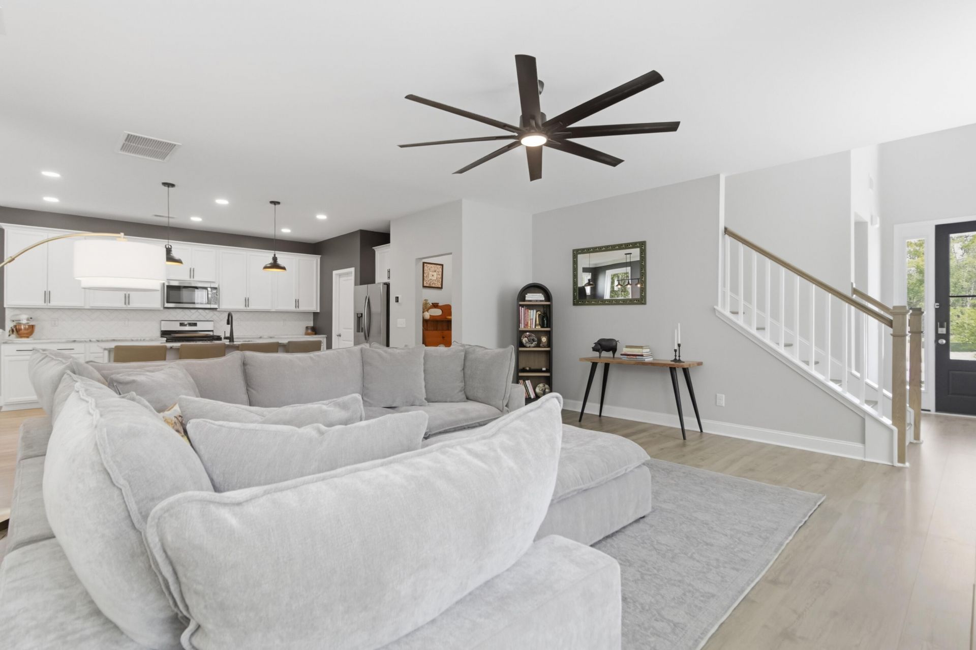 107 Abbey Terrace Road Photo 17