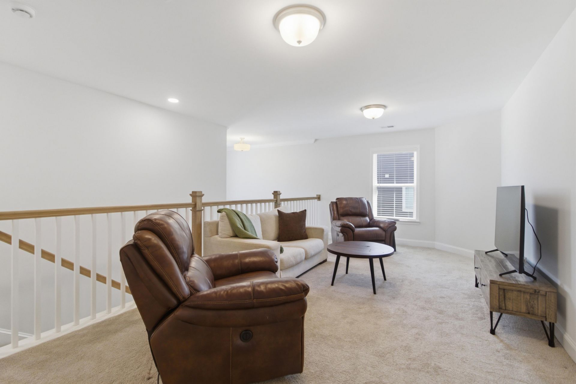 107 Abbey Terrace Road Photo 26