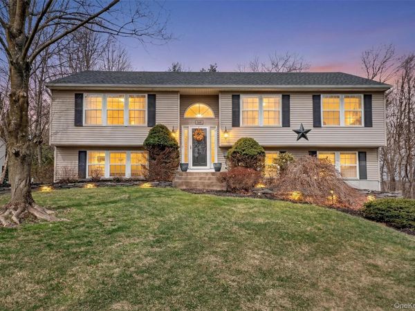 123 Foxwood Drive S, Newburgh, NY 12550