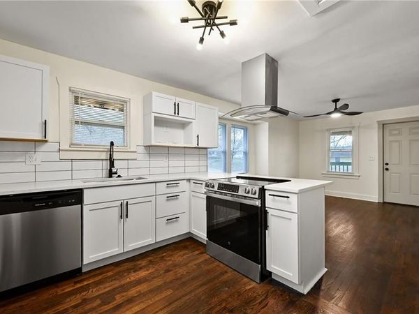 108 N Ditzler Avenue, Independence, MO 64053