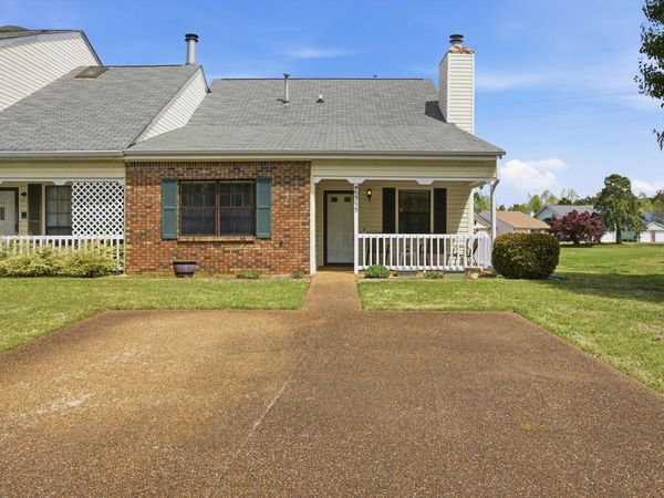 6595 Hickory Meadow Drive, Chattanooga, TN 37421