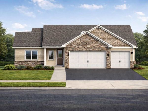 1121 Kona Cir., Coralville, IA 52241