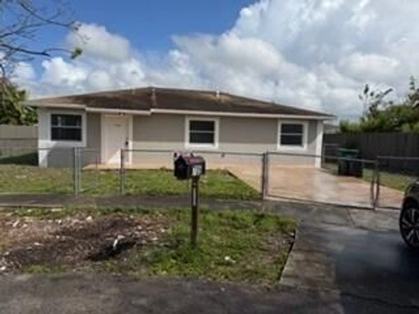 705 NW 13th Terrace, Florida City, FL 33034