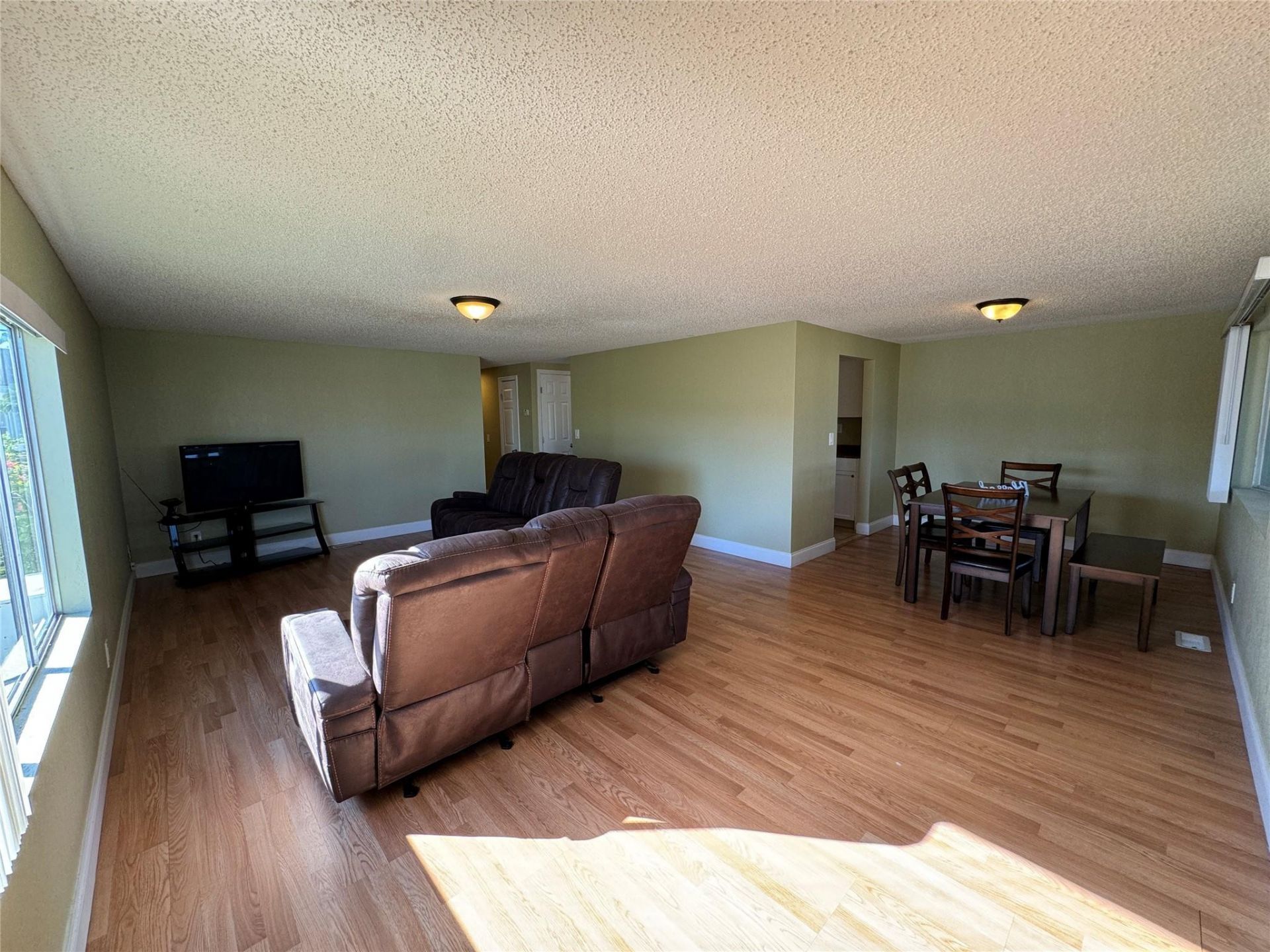 3028 Lakeshore Drive, Fort Lauderdale, FL 33312 Photo