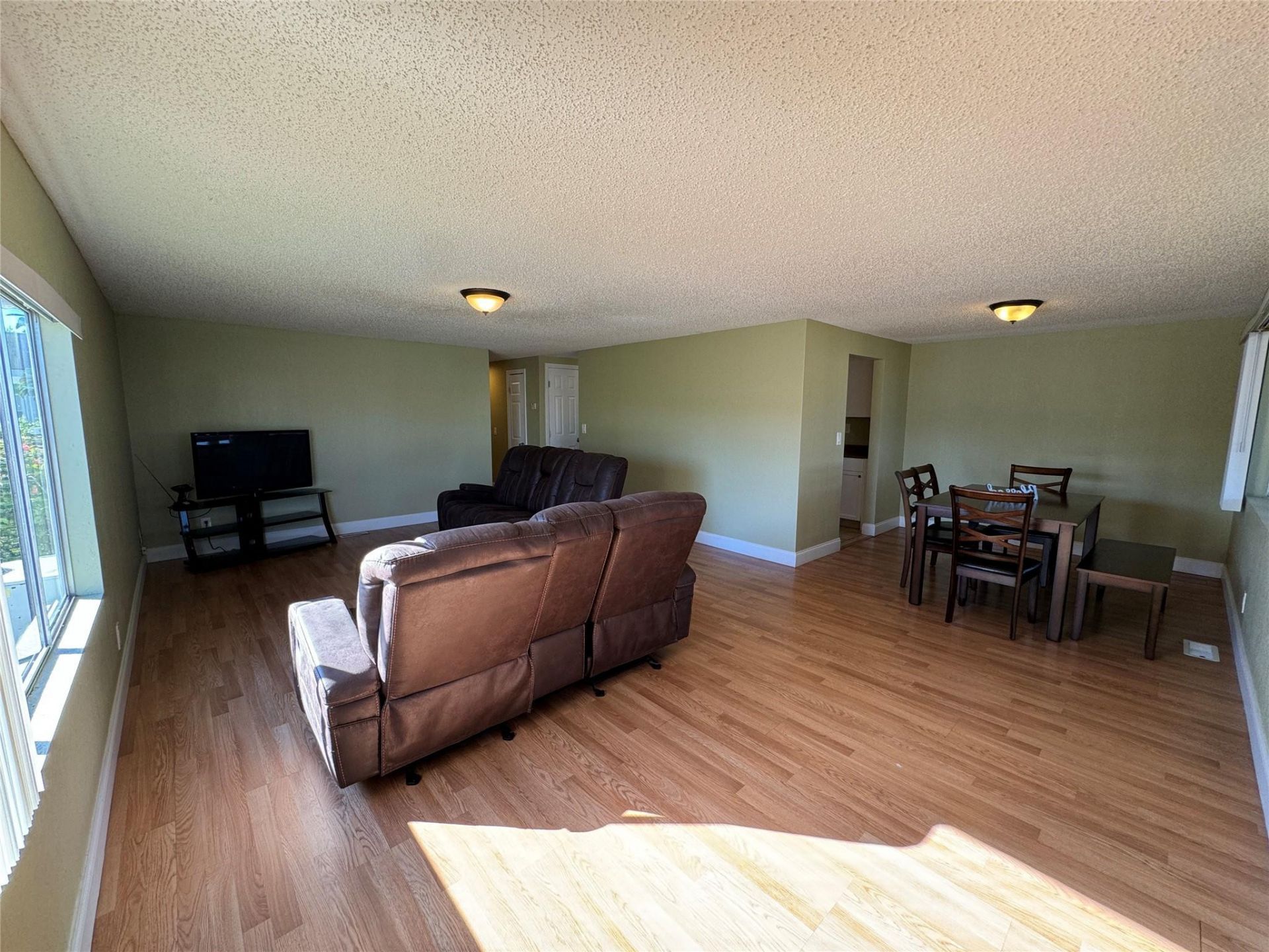 3028 Lakeshore Drive, Fort Lauderdale, FL 33312 Photo