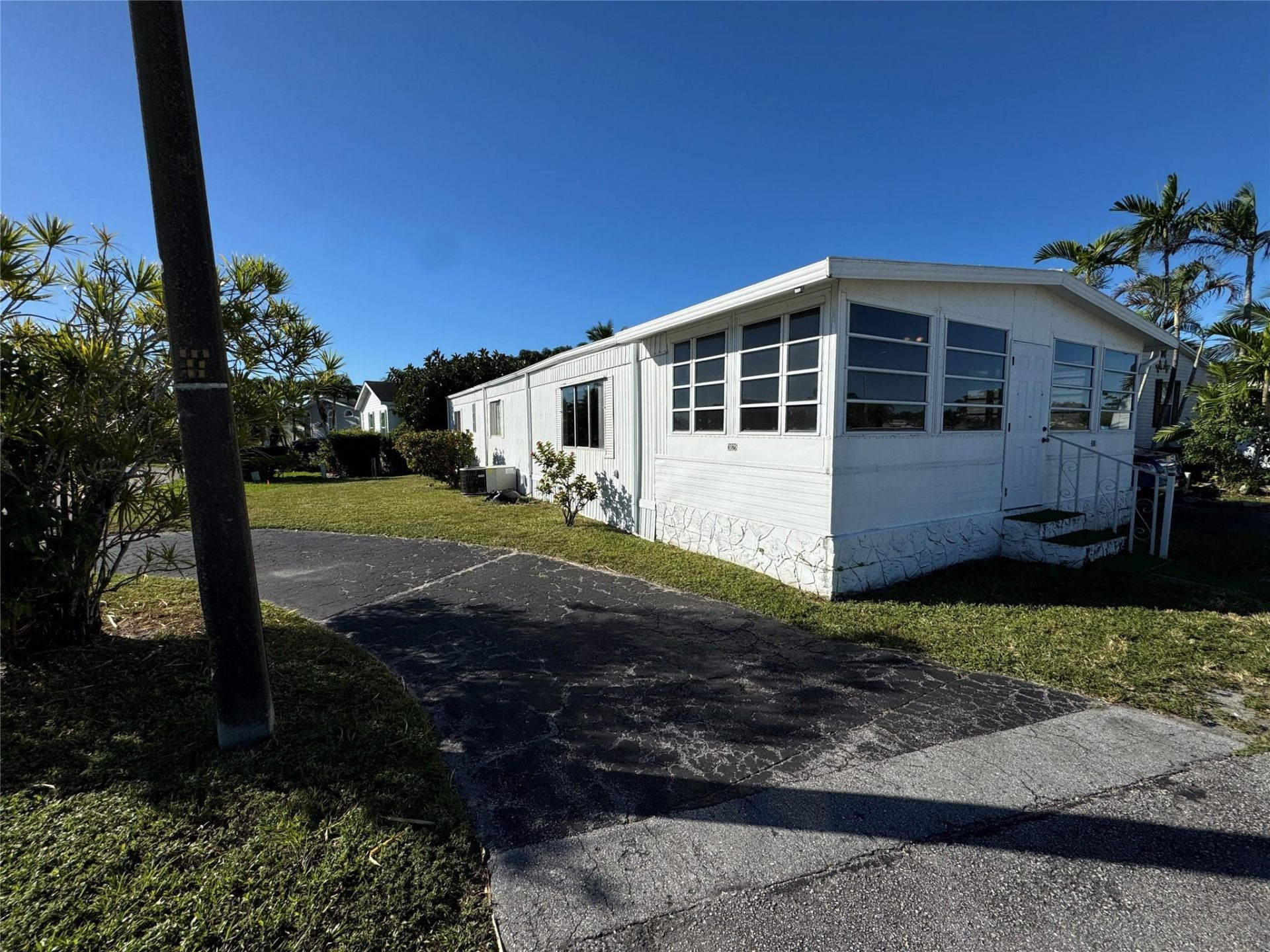 3028 Lakeshore Drive, Fort Lauderdale, FL 33312 Photo