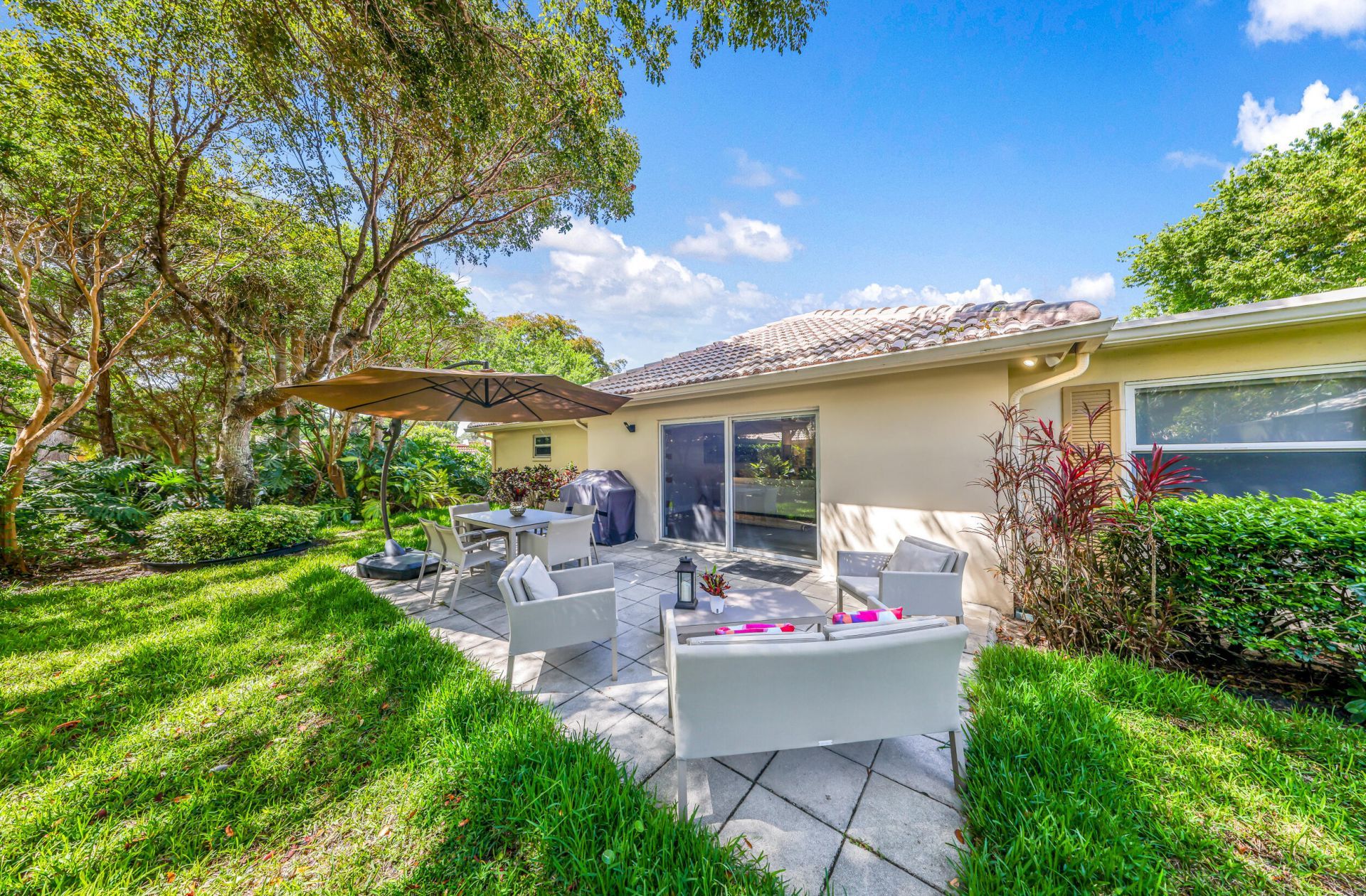 908 Cypress Grove Drive, Pompano Beach, FL 33069 Photo