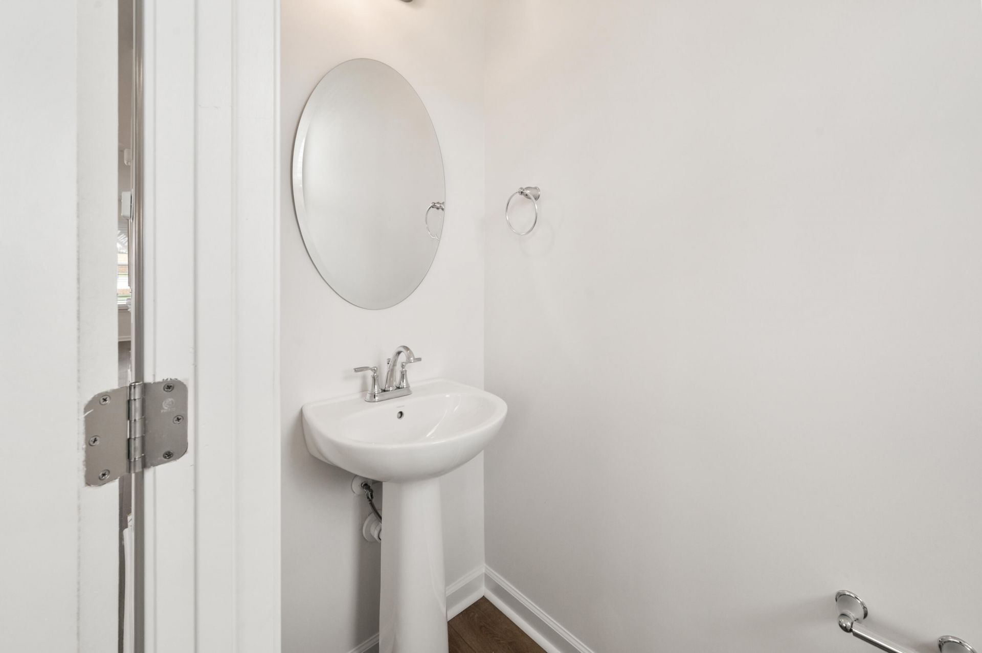 4633 Forest Hills Drive Photo 10