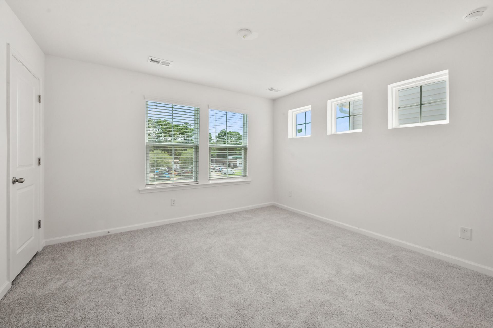 4633 Forest Hills Drive Photo 21