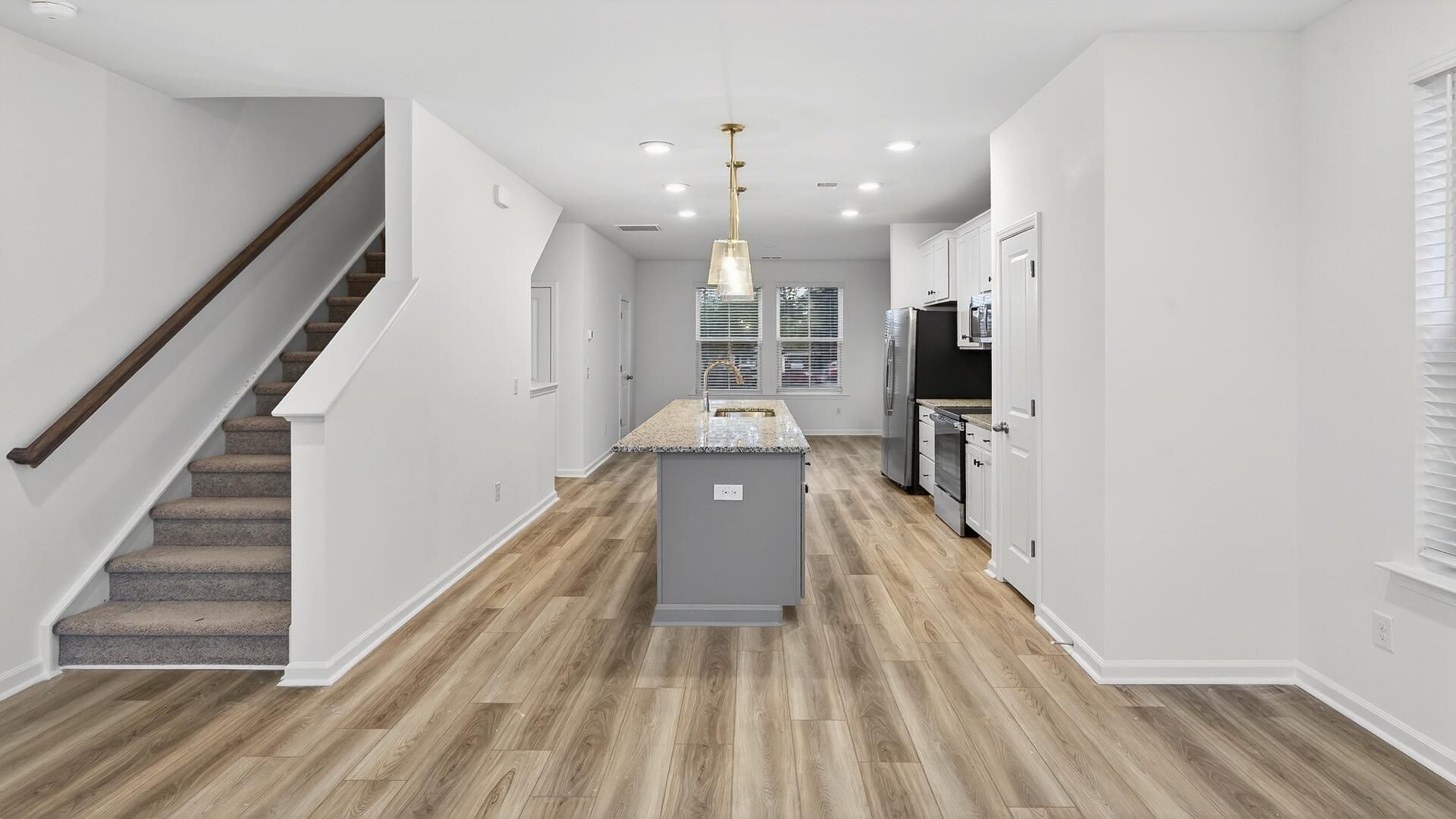 4633 Forest Hills Drive Photo 5