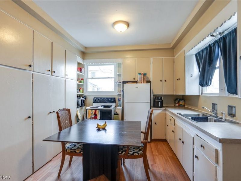 242 5th Street NW, Barberton, OH 44203 Photo 10