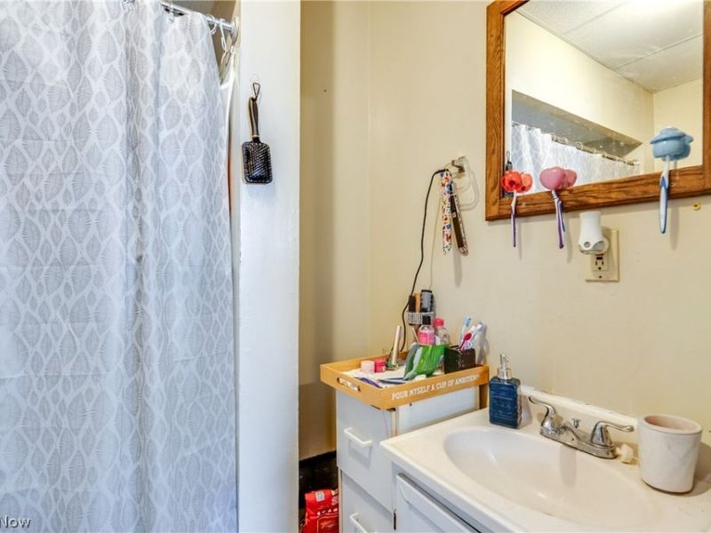 242 5th Street NW, Barberton, OH 44203 Photo 11