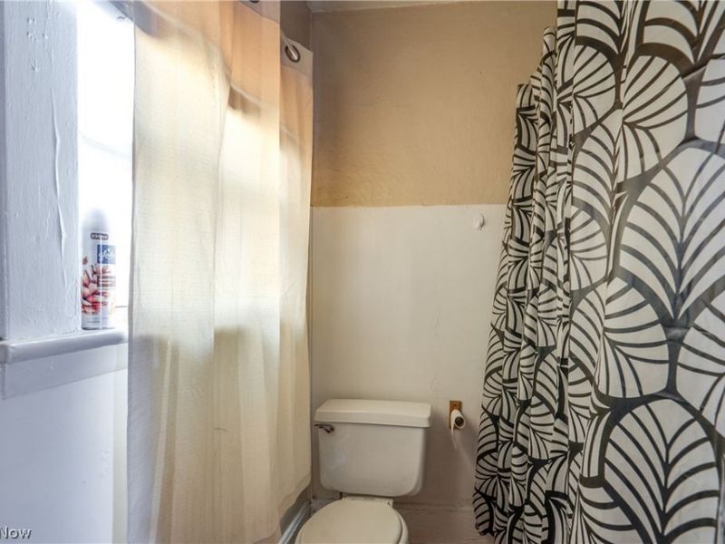 242 5th Street NW, Barberton, OH 44203 Photo 21