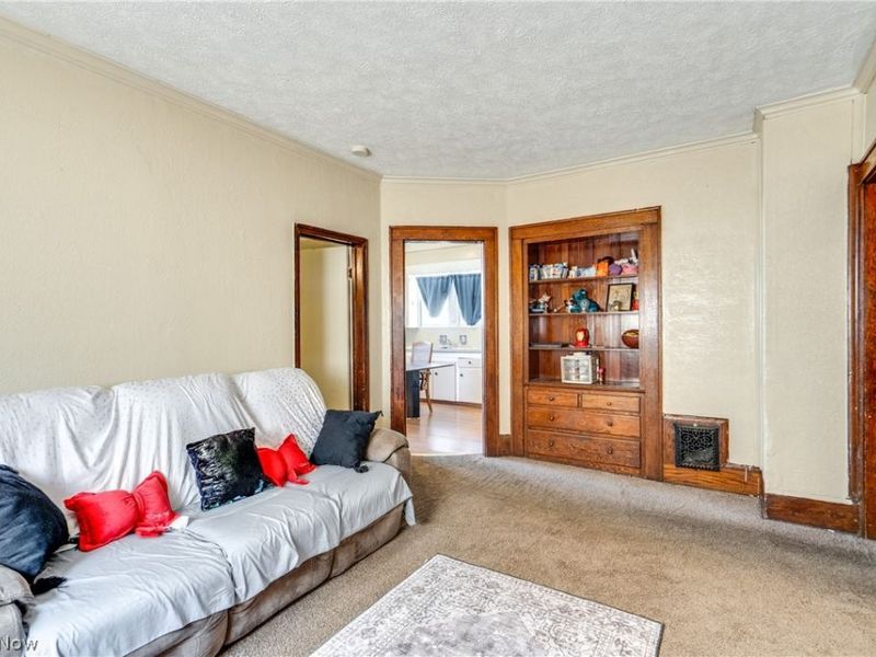 242 5th Street NW, Barberton, OH 44203 Photo 6