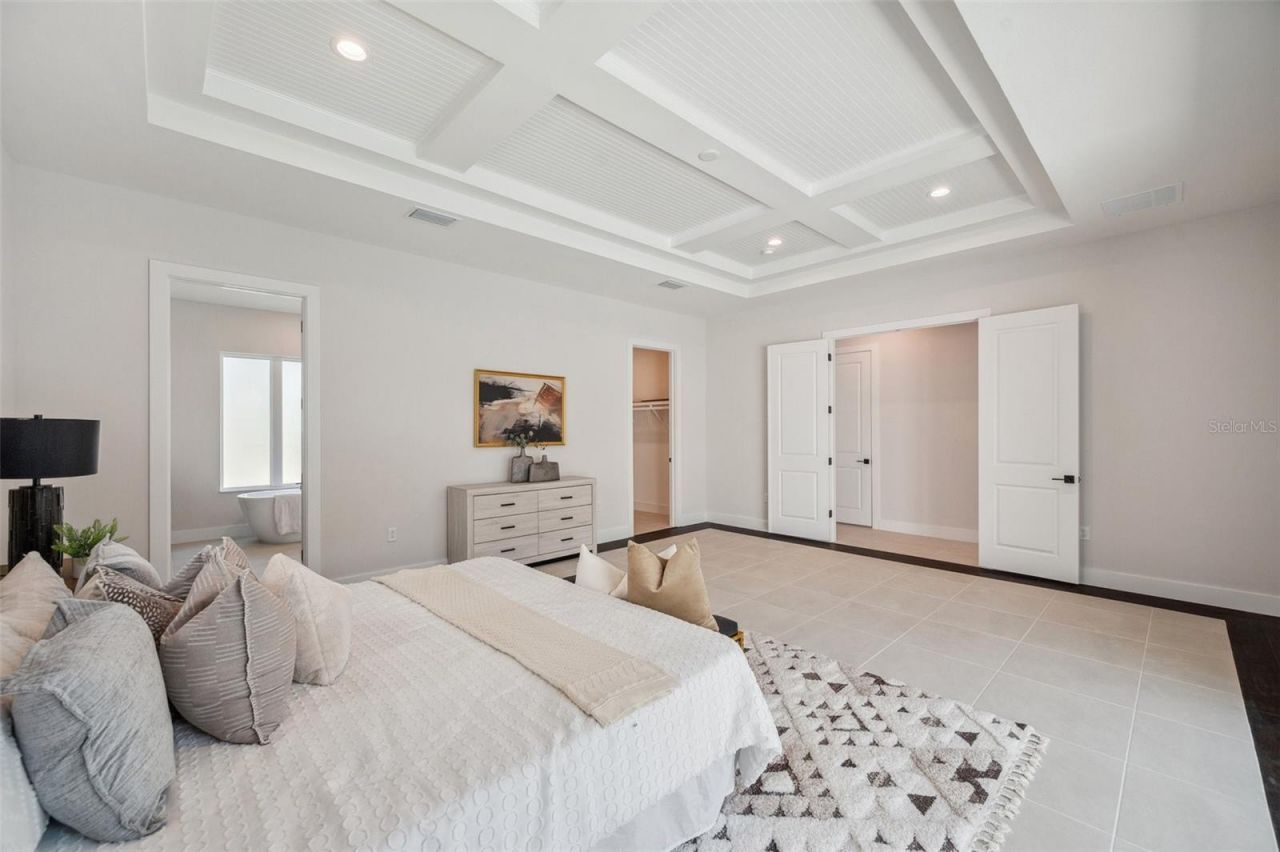 5932 Red Mangrove Lane, Bradenton, FL 34210 Photo