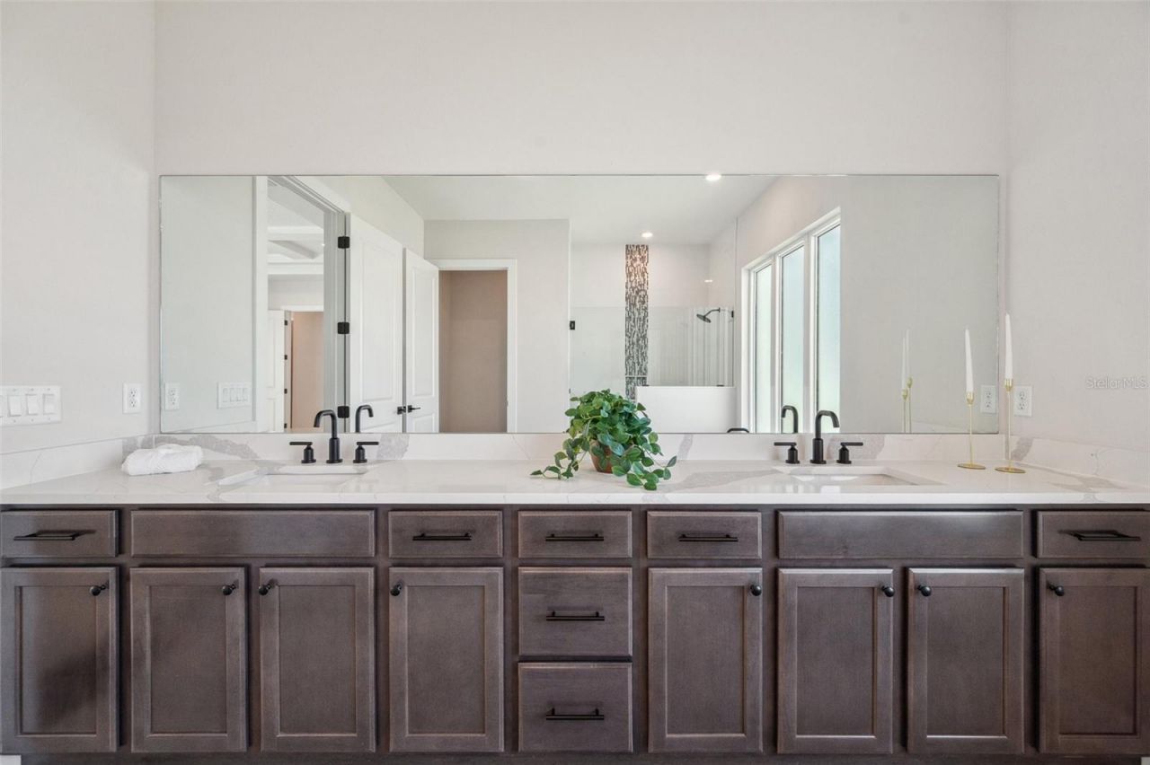 5932 Red Mangrove Lane, Bradenton, FL 34210 Photo