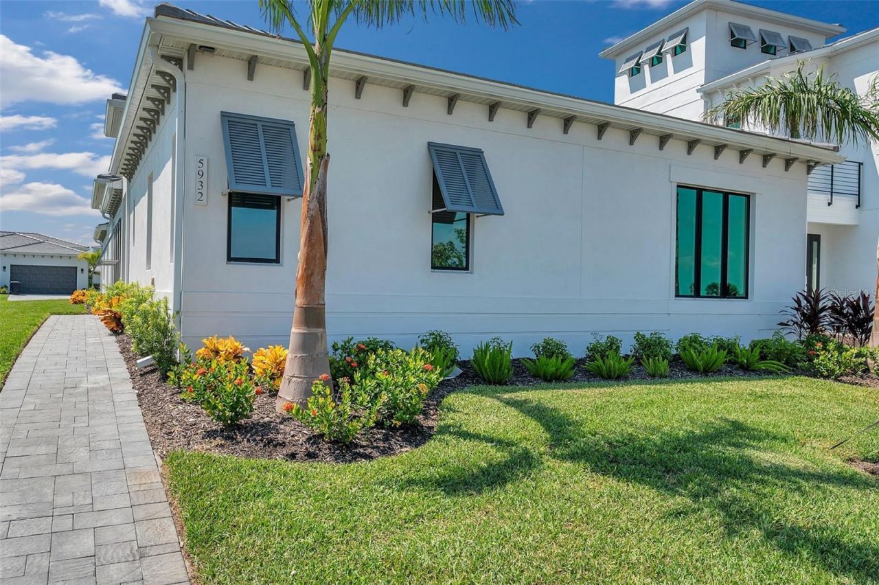 5932 Red Mangrove Lane, Bradenton, FL 34210 Photo