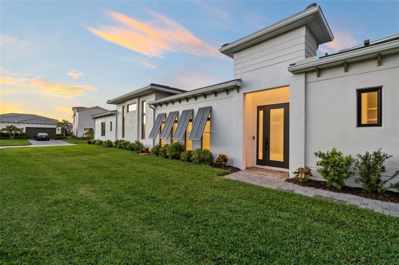 5932 Red Mangrove Lane, Bradenton, FL 34210 Photo