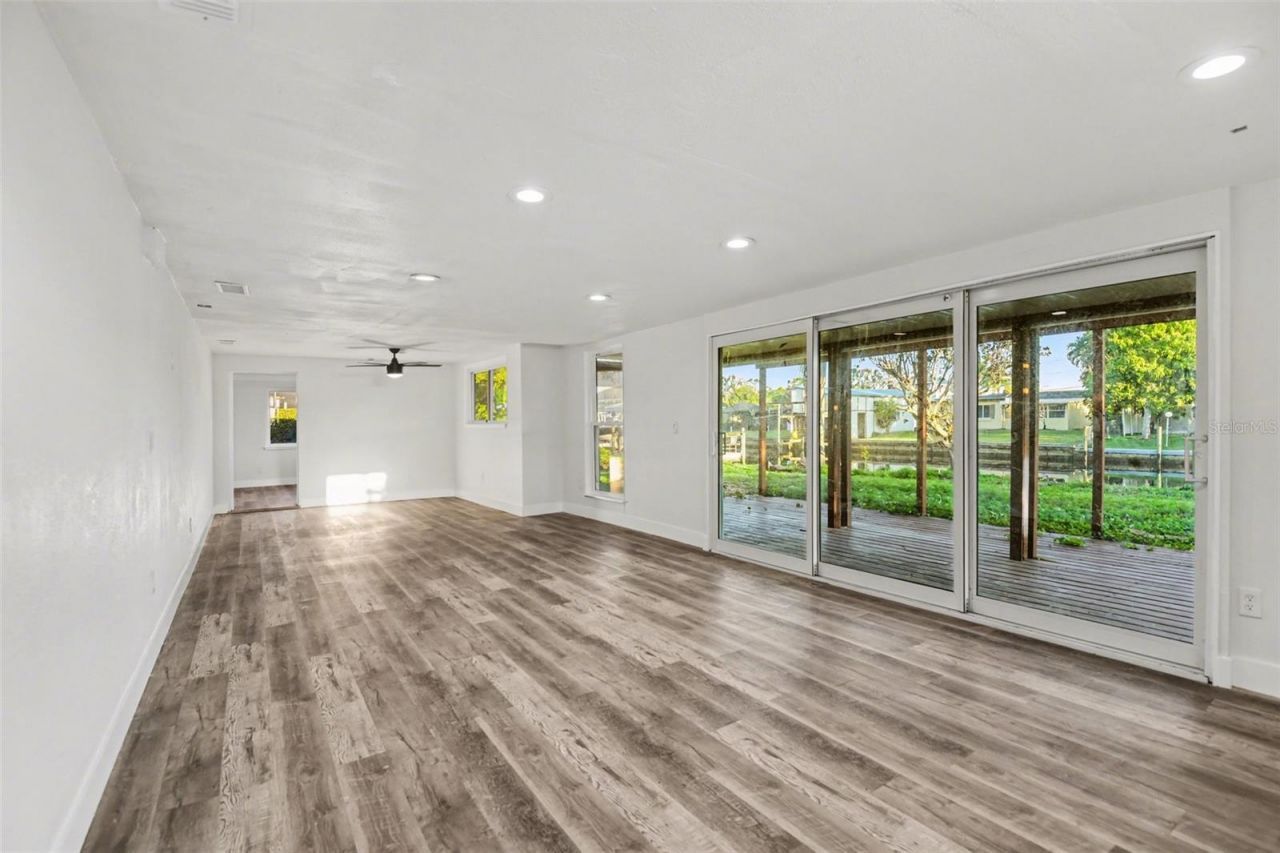 468 Grenier Drive, North Fort Myers, FL 33903 Photo