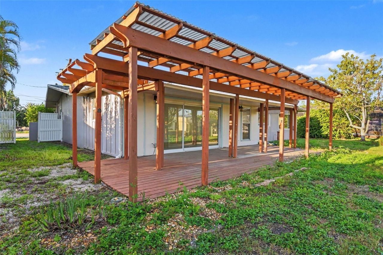 468 Grenier Drive, North Fort Myers, FL 33903 Photo