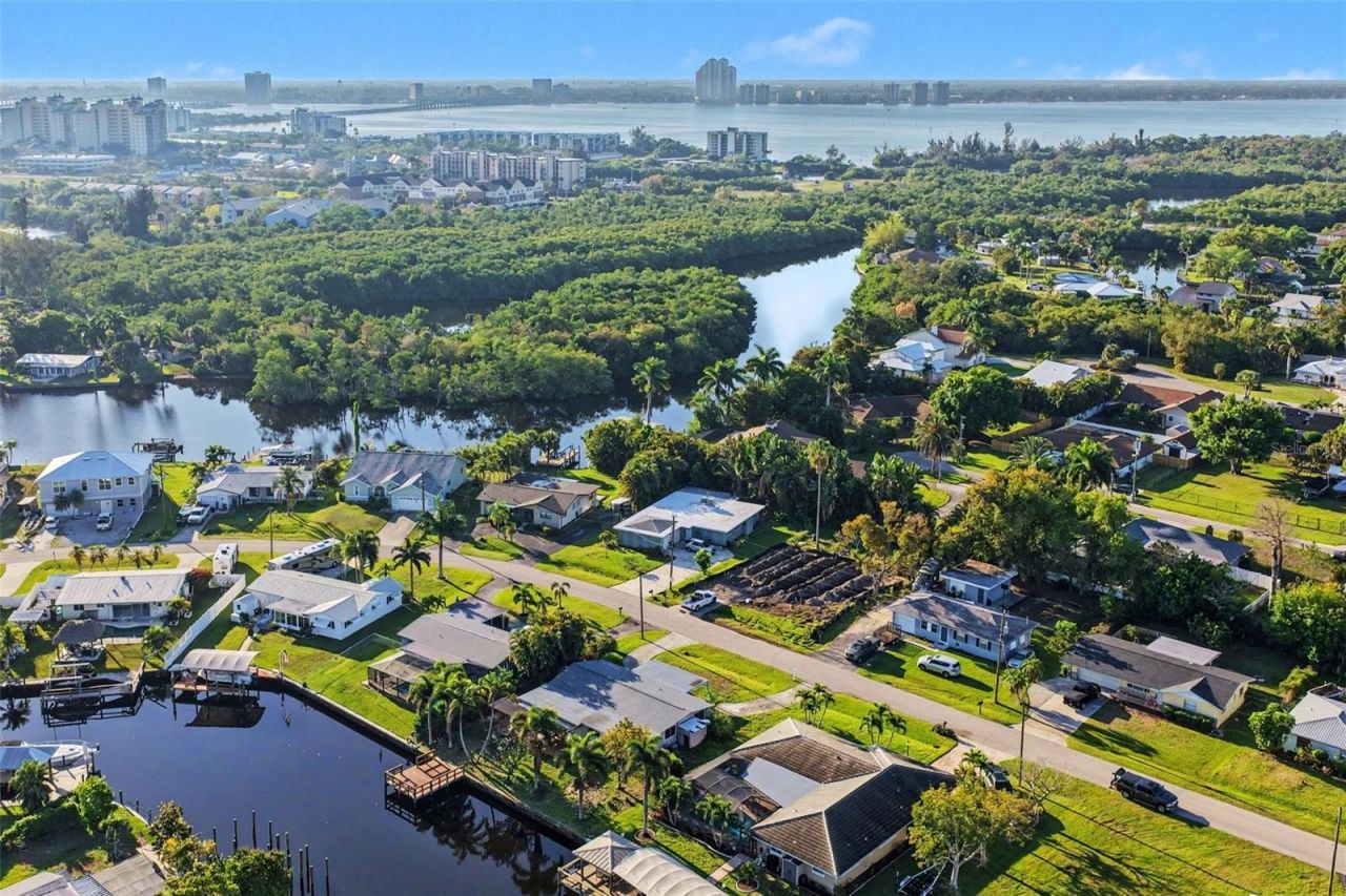 468 Grenier Drive, North Fort Myers, FL 33903 Photo