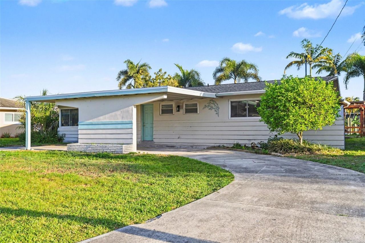 468 Grenier Drive, North Fort Myers, FL 33903 Photo