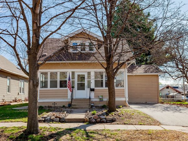 2315 E 13th Street, Des Moines, IA 50316