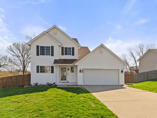 475 Fawn Circle , Pleasant Hill, IA 50327