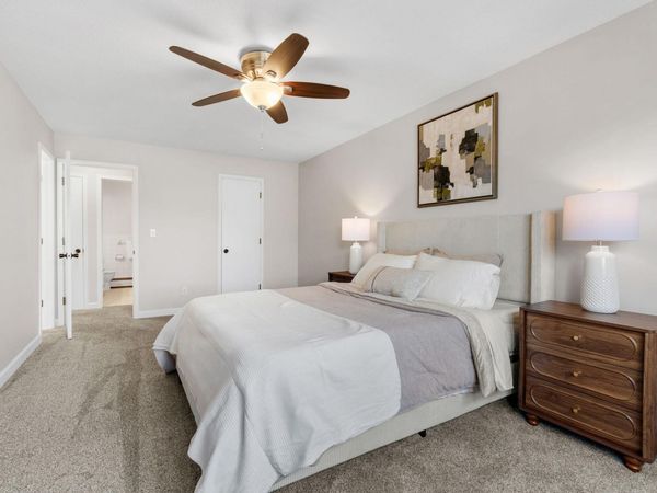 2730 Dale Street N, Unit D214, Roseville, MN 55113