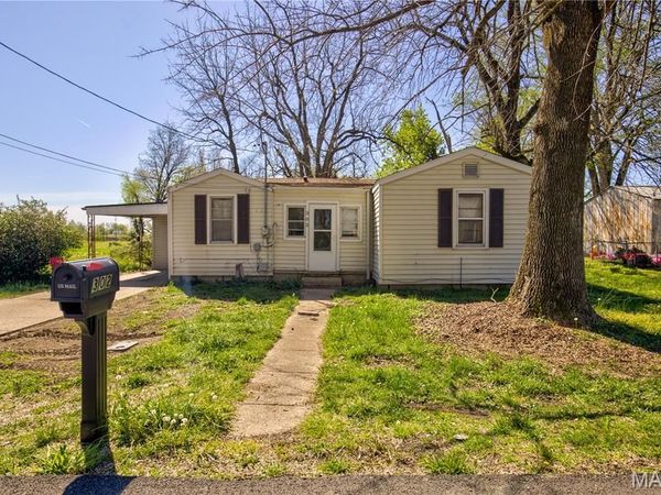 302 Marshall , Sikeston, MO 63801