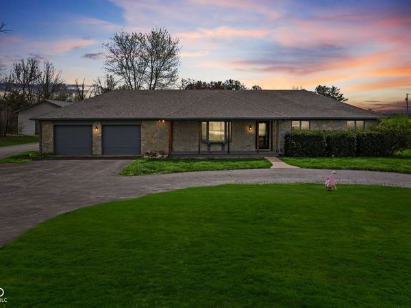 6251 W 300 S, New Palestine, IN 46163