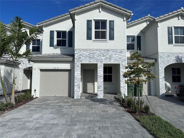 2671 SE 10th St, Homestead, FL 33035