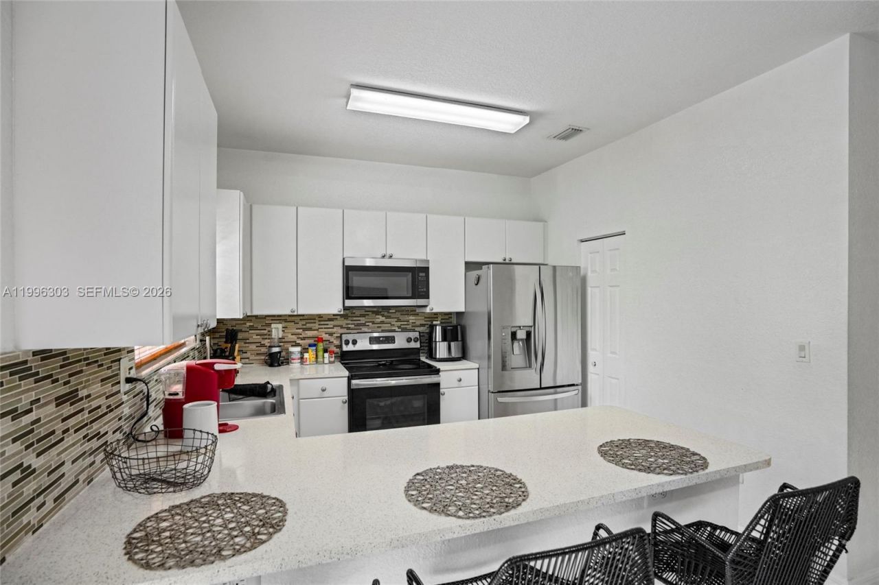 14098 SW 51st Ct, Miramar, FL 33027 Photo