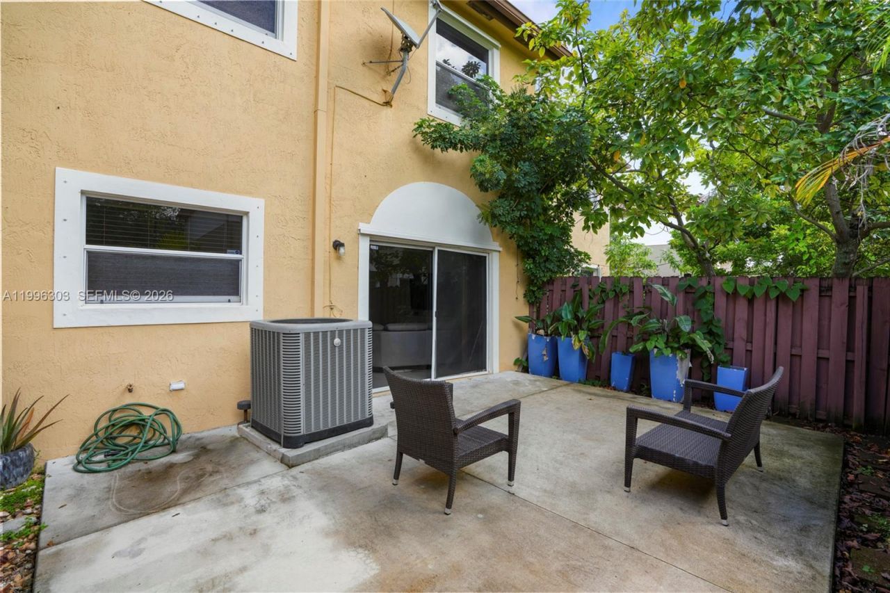 14098 SW 51st Ct, Miramar, FL 33027 Photo