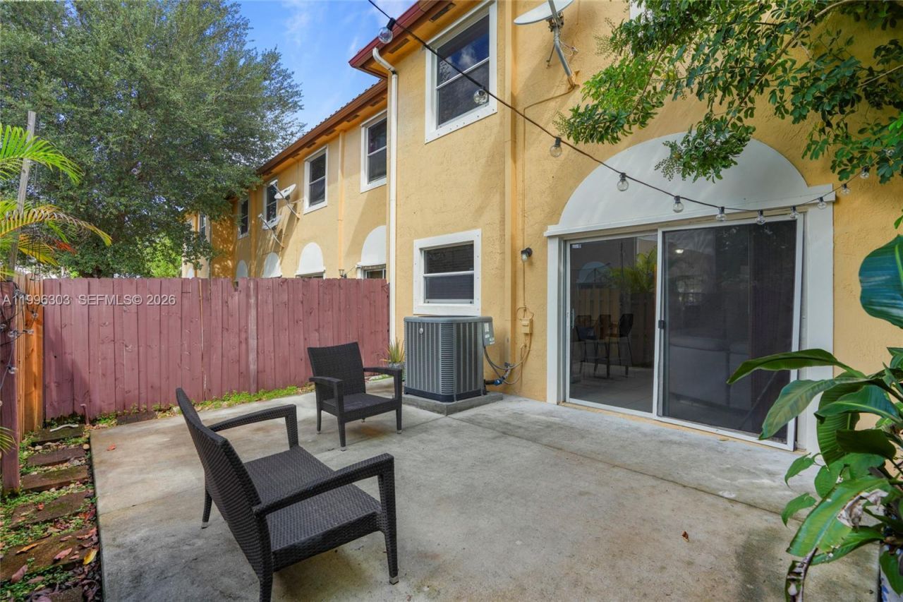 14098 SW 51st Ct, Miramar, FL 33027 Photo