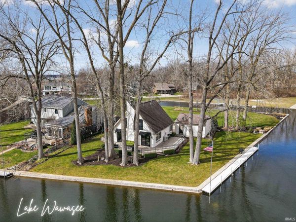 12240 N Mariposa Drive, Syracuse, IN 46567