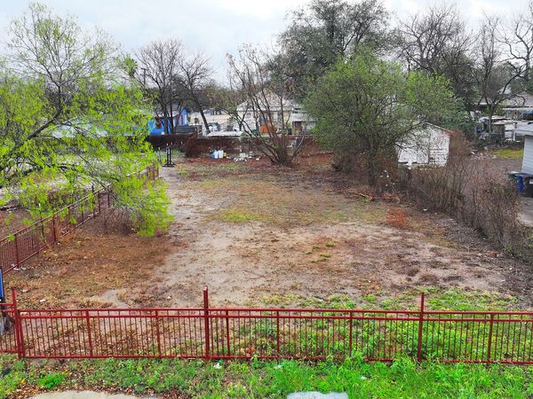 324 Truax, San Antonio, TX 78204