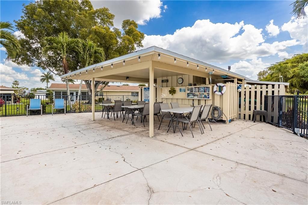 1460 Tredegar Dr, Fort Myers, FL 33919 Photo