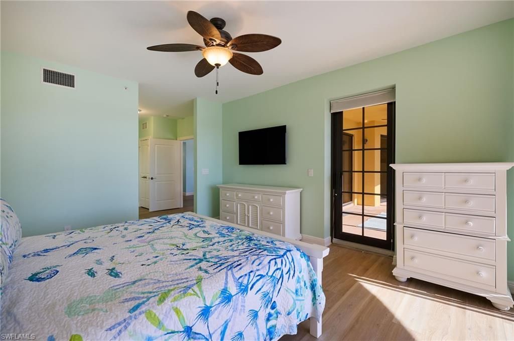 5702 Cape Harbour Dr, Unit 204, Cape Coral, FL 33914 Photo