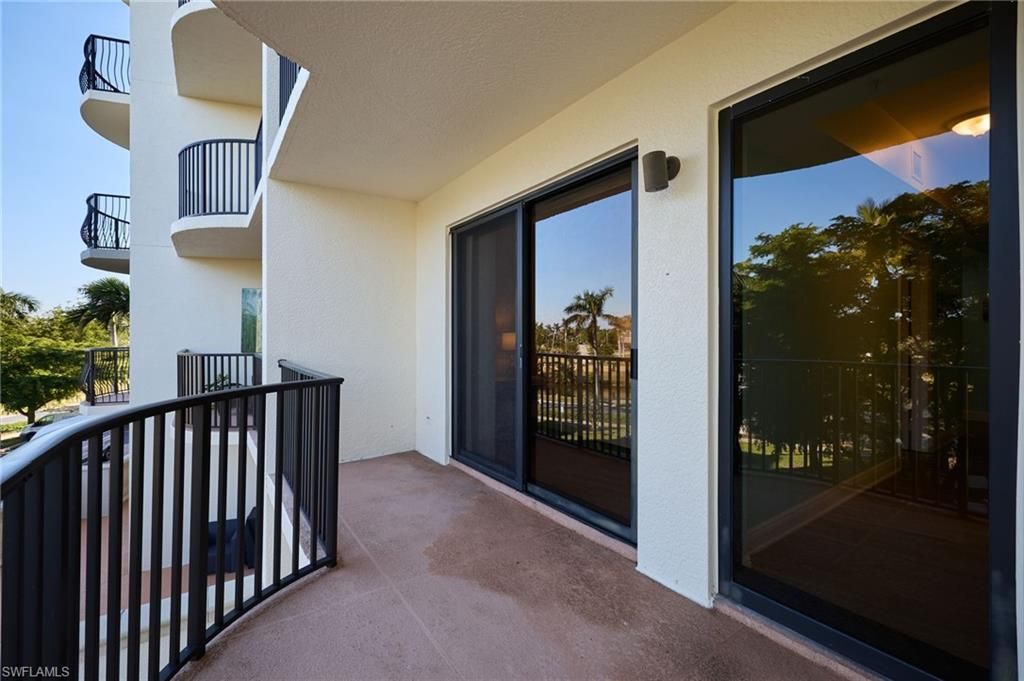 5702 Cape Harbour Dr, Unit 204, Cape Coral, FL 33914 Photo