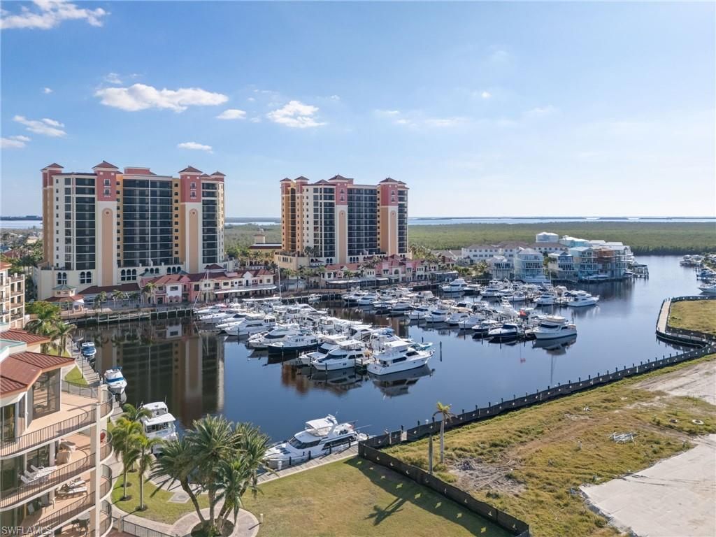 5702 Cape Harbour Dr, Unit 204, Cape Coral, FL 33914 Photo