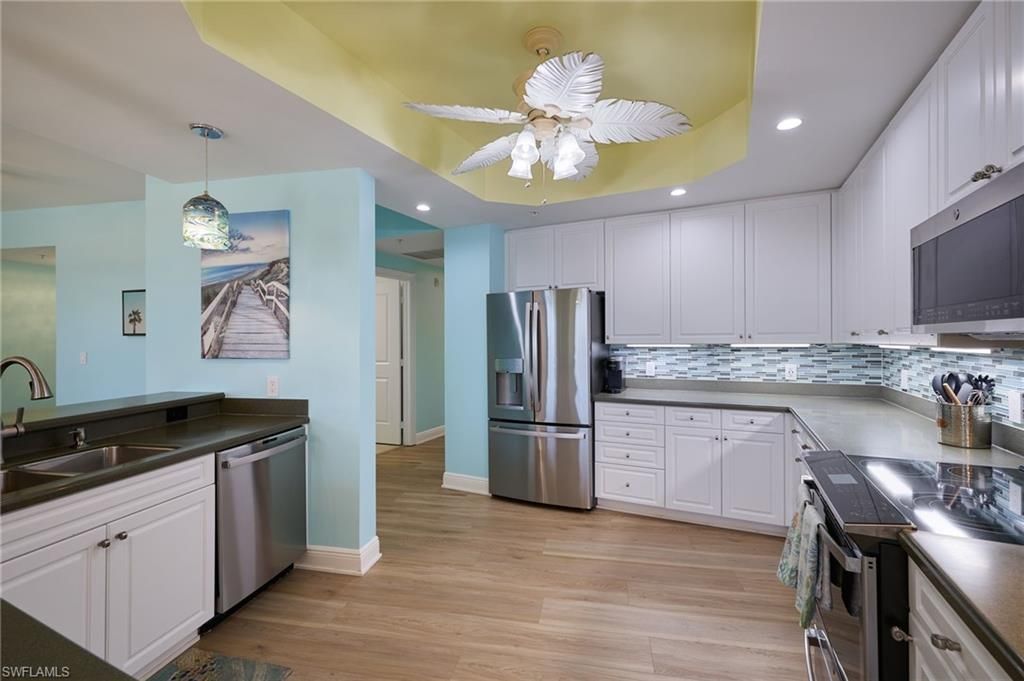 5702 Cape Harbour Dr, Unit 204, Cape Coral, FL 33914 Photo