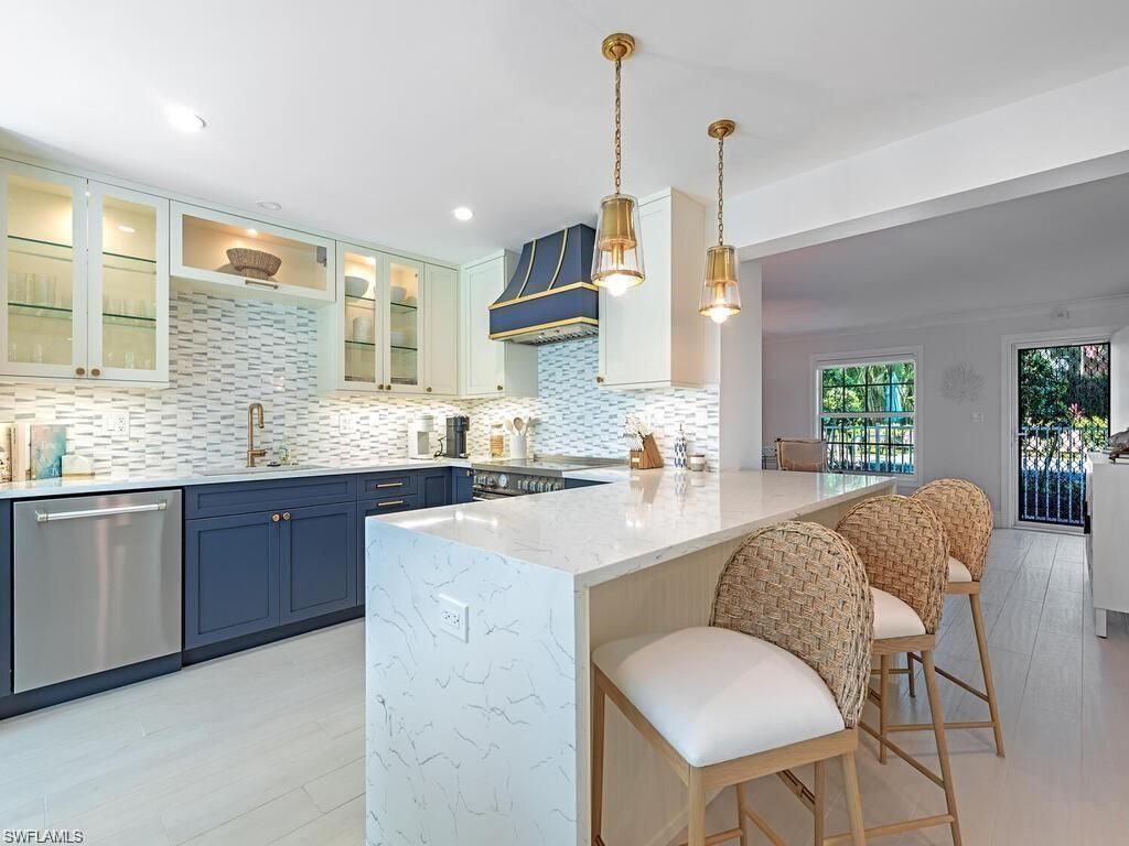 1222 Gordon Dr , Unit 4, Naples, FL 34102 Photo