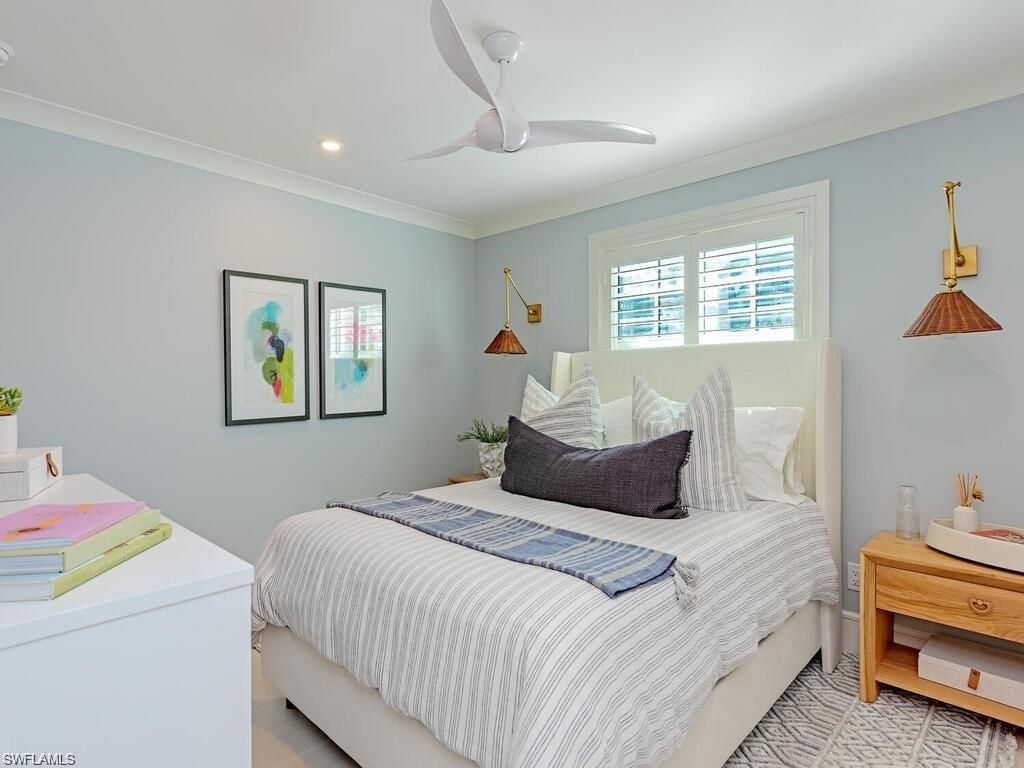 1222 Gordon Dr , Unit 4, Naples, FL 34102 Photo