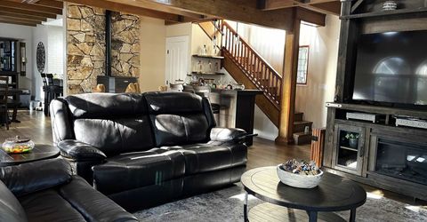 601 Peninsula Drive, Lake Almanor, CA 96137 Photo