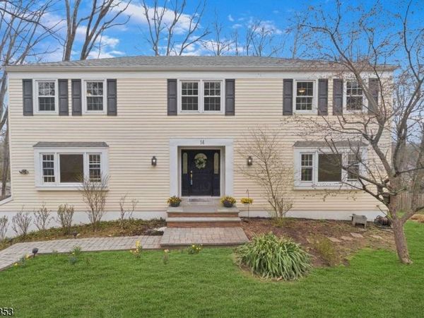 14 Beaver Ridge Rd, Morris Plains, NJ 07950