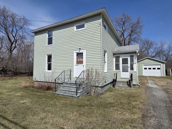 407 Lake Road, St. Albans Town, VT 05478